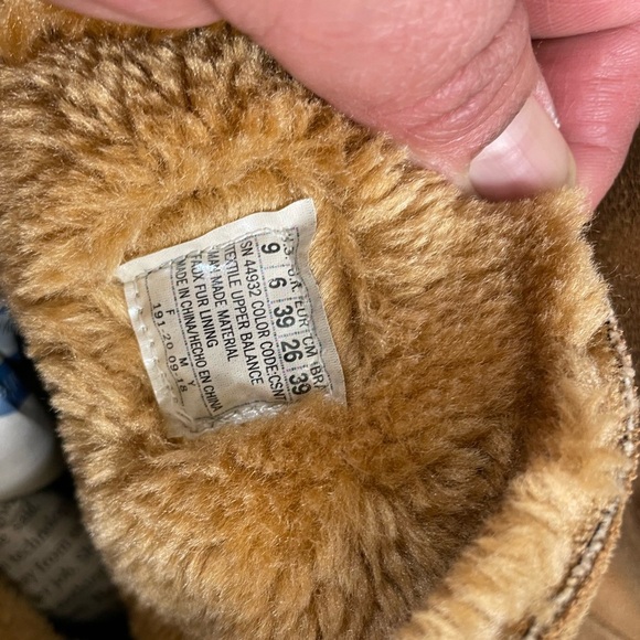 Skechers boots size 9 - Picture 7 of 8